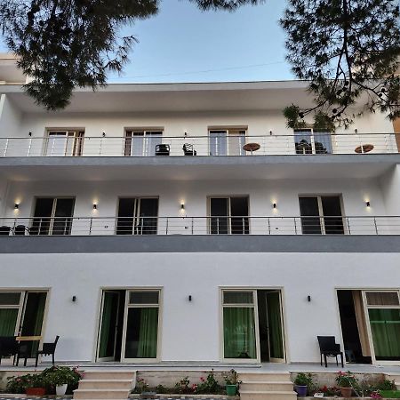 Sea Front Villa Vlore Luaran gambar