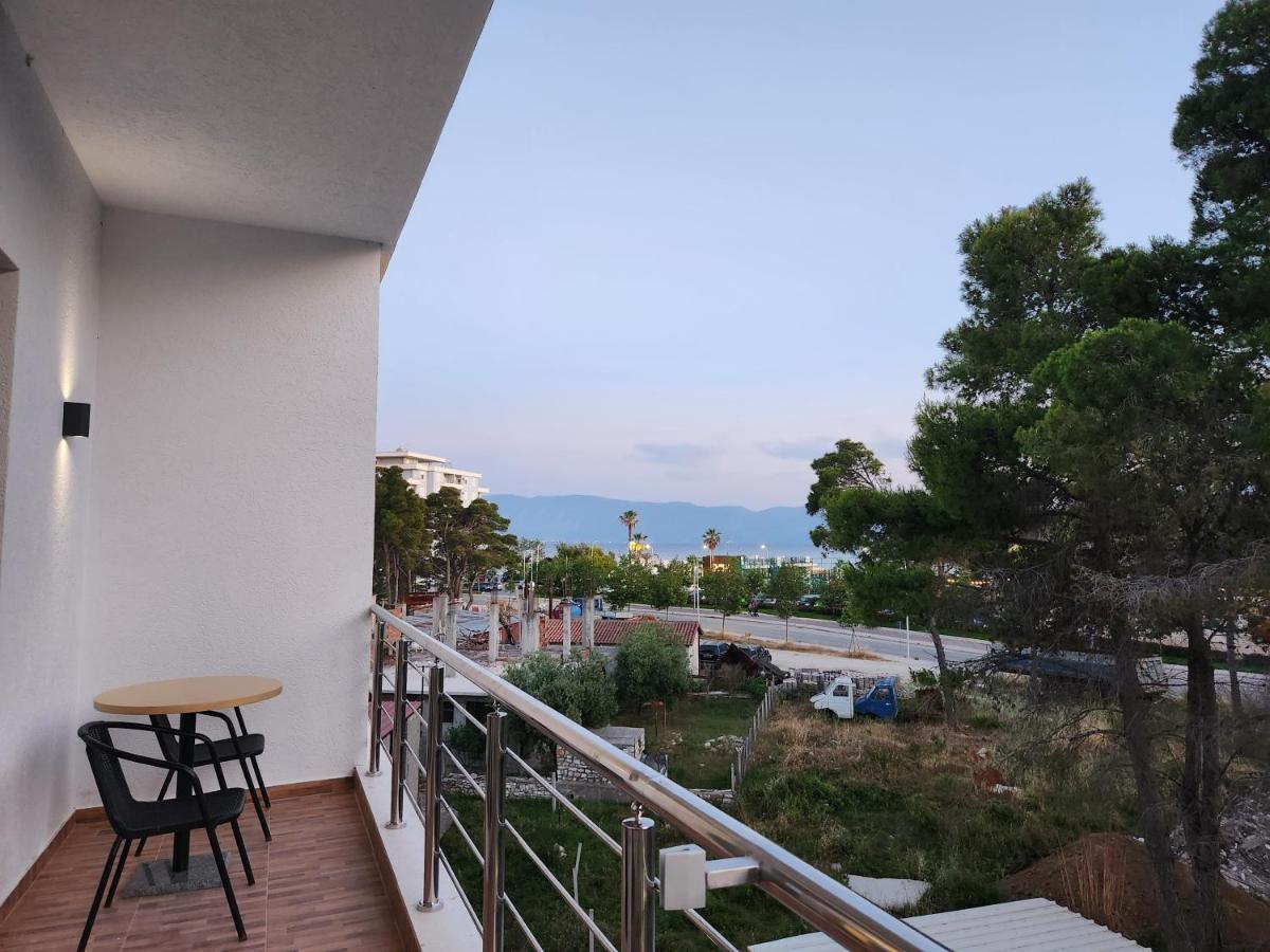 Sea Front Villa Vlore Luaran gambar