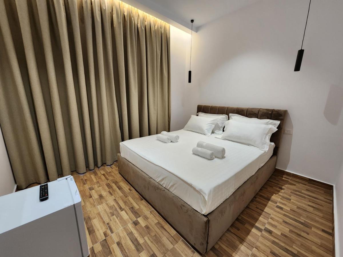 Sea Front Villa Vlore Luaran gambar
