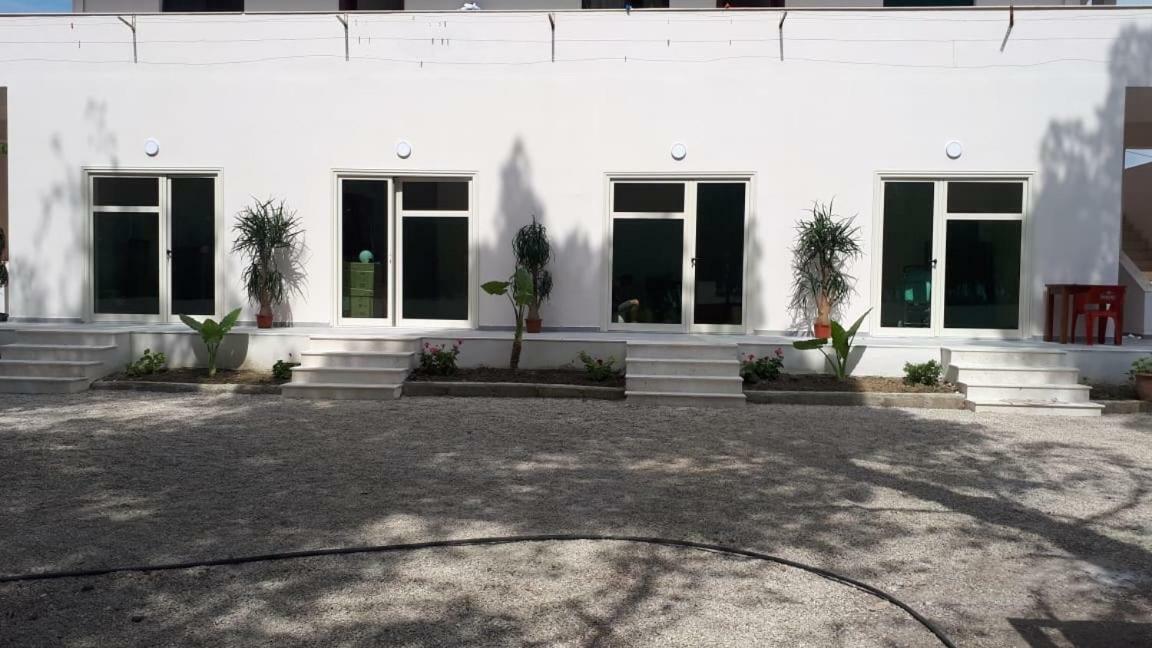 Sea Front Villa Vlore Luaran gambar